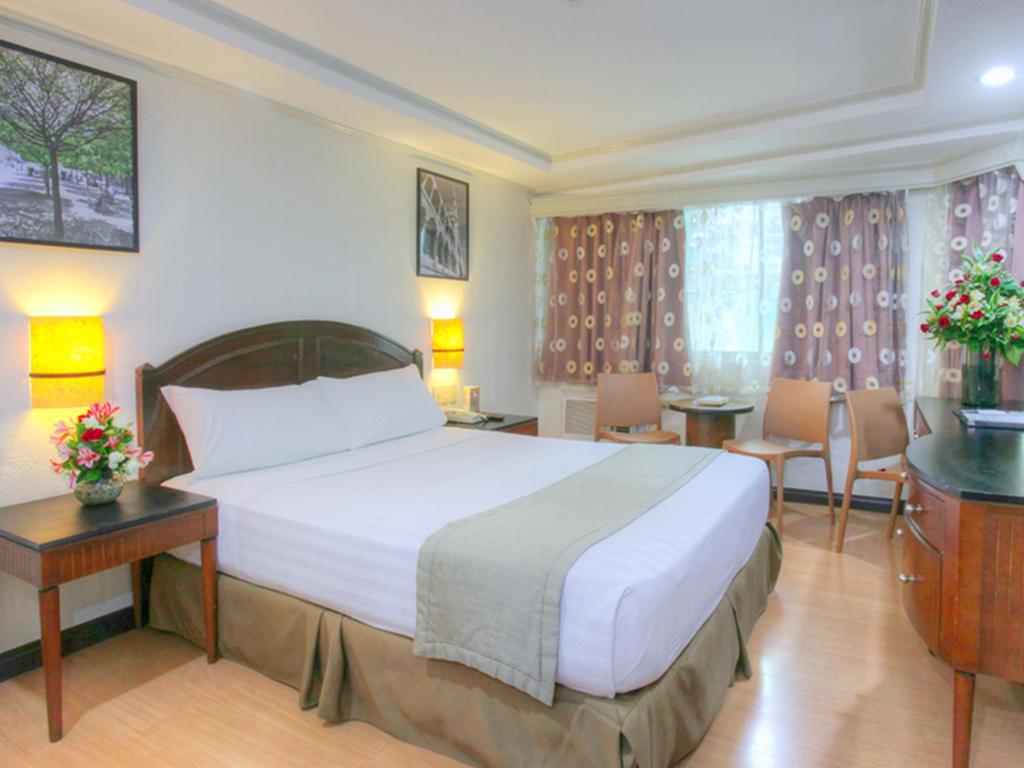 Fersal Hotel Neptune Makati San Pedro Makati Exterior foto