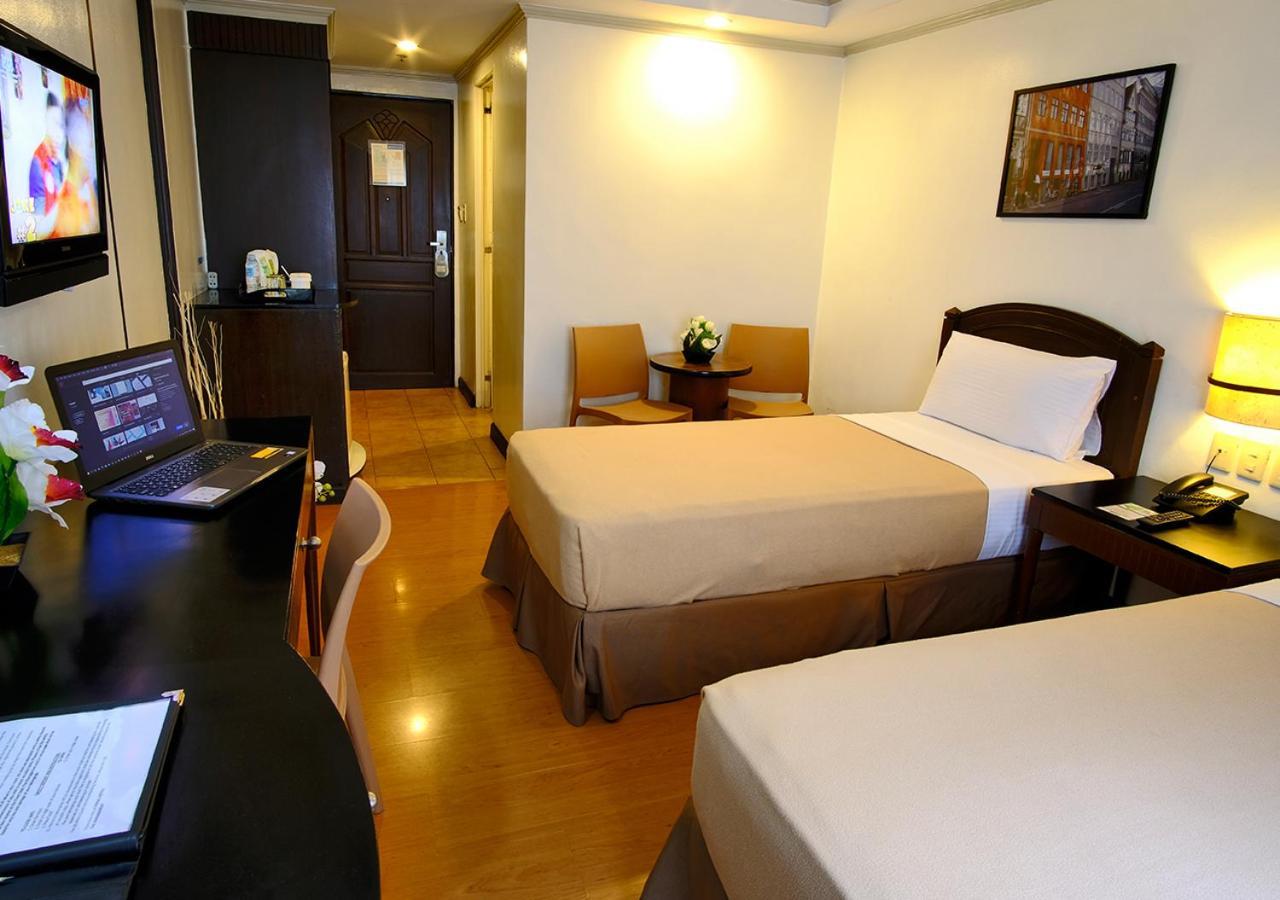 Fersal Hotel Neptune Makati San Pedro Makati Exterior foto